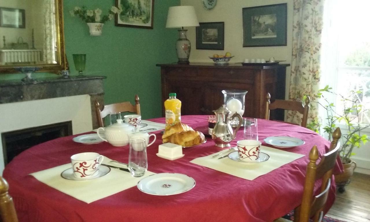 アングレーム La Tour De Lavalette Bed & Breakfast エクステリア 写真